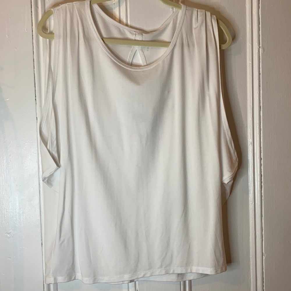 Fabletics Athletic Women’s Top